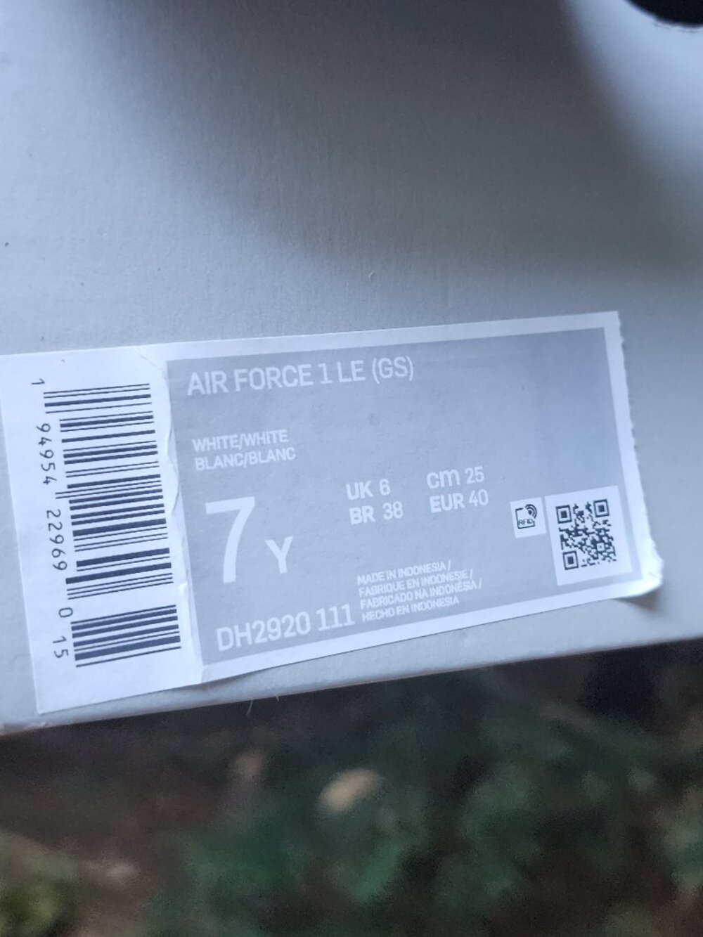 EUC All White Nike AF1'S Youth/Men sz 7, Women's 8.5 Nike Air Force Ones - Picture 11 of 14